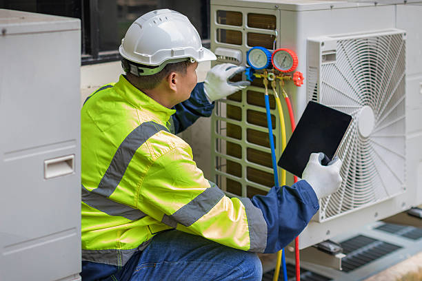 Professional Furnace Repair technician working in Woodhaven, MI